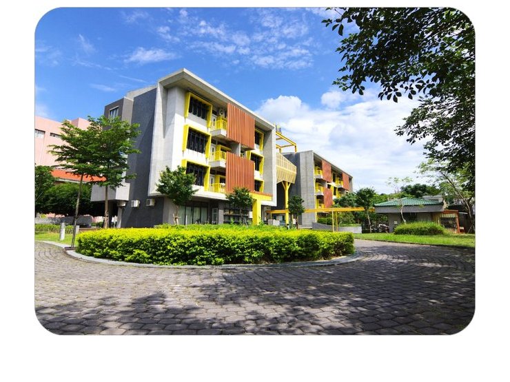 Yangming Junior High