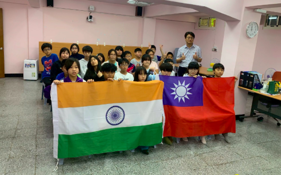 KangLang sixth graders exchange with Him Academy Public School in India about the SDGs